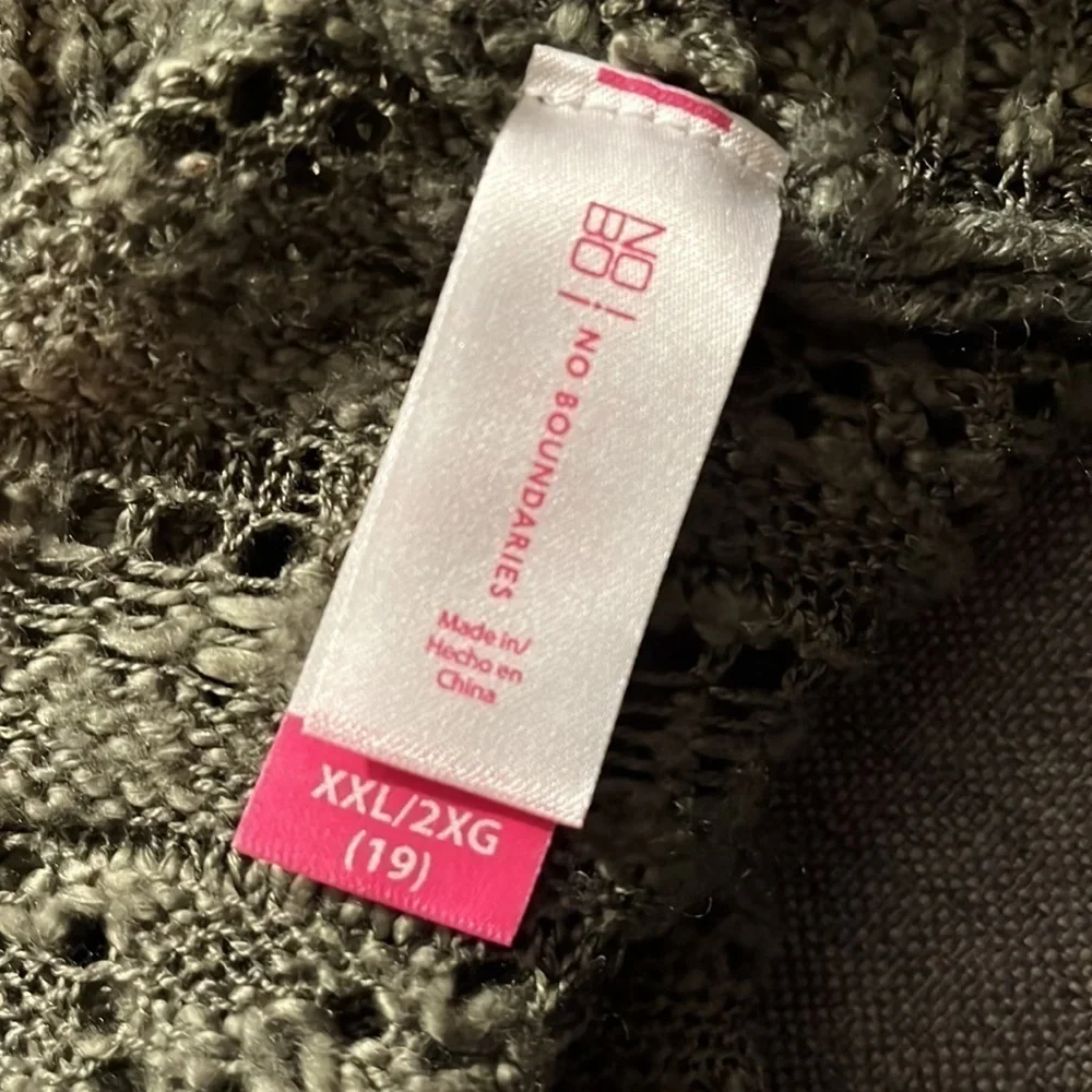 No Boundaries size XXL ARMY GREEN cardigan.